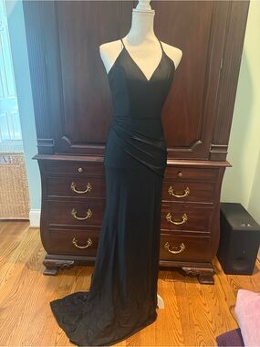 Vienna Prom Black Spaghetti-Strap V-Neck Gown